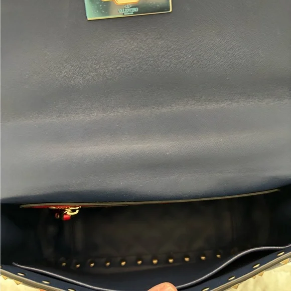 Valentino Black Quilted Rockstud Crossbody Bag - Picture 10 of 13